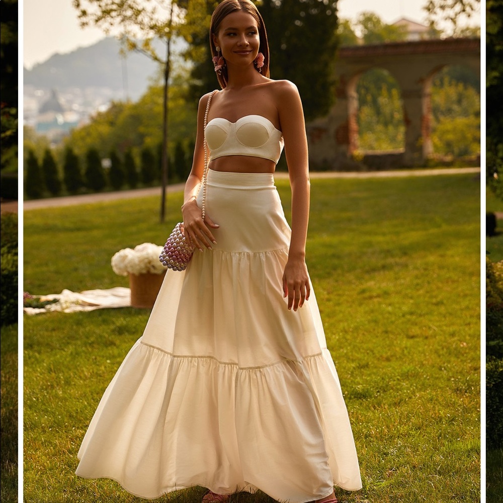 NWT Dinara Set white